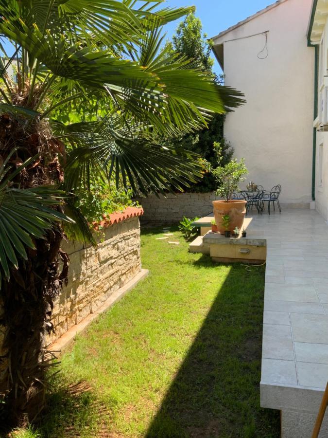 Apartment Provance Pula Exterior photo